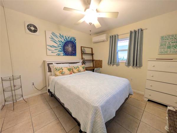 1720 MORRILL ST #12-11, Sarasota, FL 34236