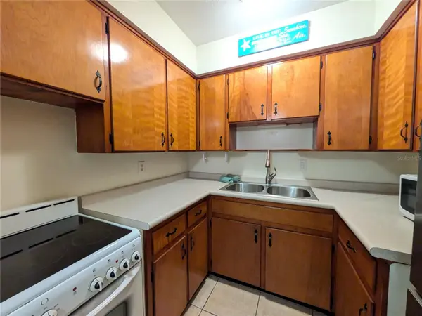 1720 MORRILL ST #12-11, Sarasota, FL 34236