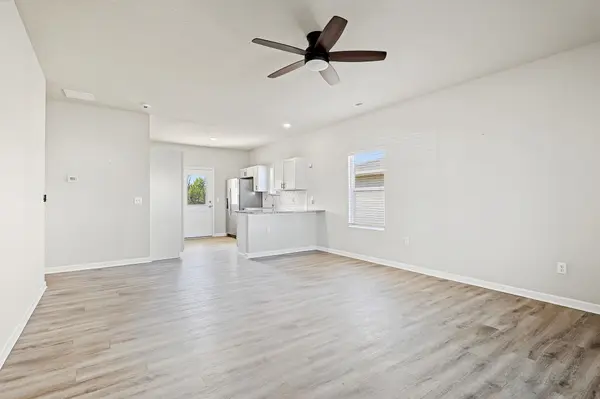2915 E Highridge St, Park City, KS 67219