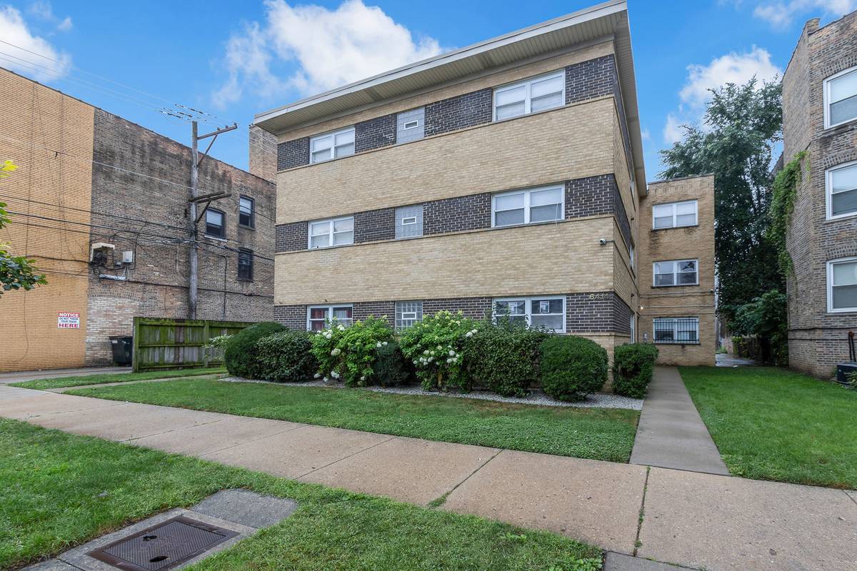 6414 N Mozart ST #3S, Chicago, IL 60645