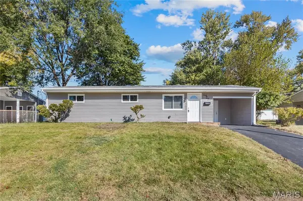9237 Harold DR, Woodson Terrace, MO 63134