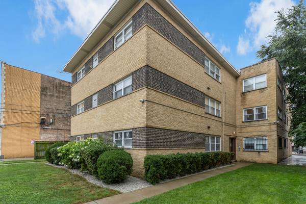 6414 N Mozart ST #3S, Chicago, IL 60645