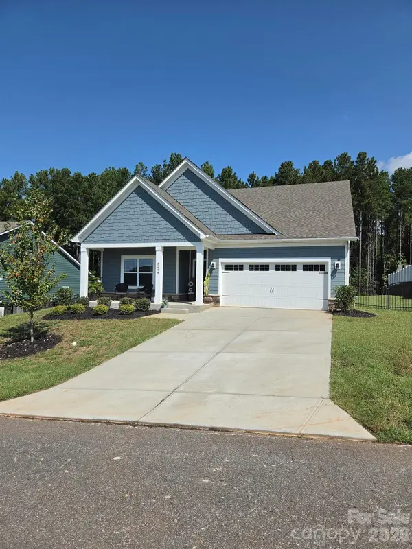 5244 Admirals LNDG, Lancaster, SC 29720