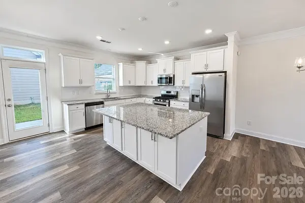 1008 Township Pkwy, Belmont, NC 28012