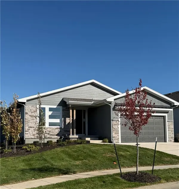 4218 W 158TH TER, Overland Park, KS 66224