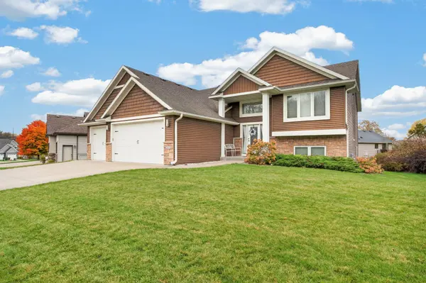 2403 Tee Time RD SE, Rochester, MN 55904