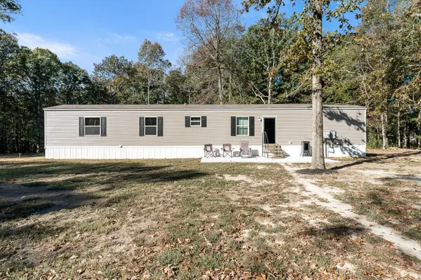 25 Ward Rd, Loretto, TN 38469