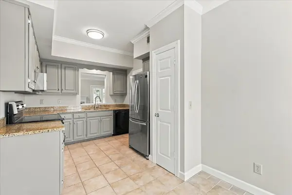 132 Acklen Park Dr, Nashville, TN 37203