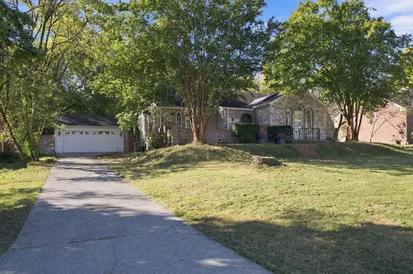 3911 Kimpalong Ave, Nashville, TN 37205