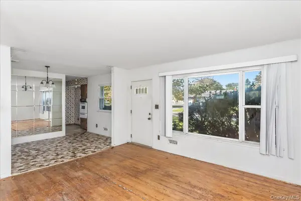 1619 Brightshore BLVD, Bay Shore, NY 11706