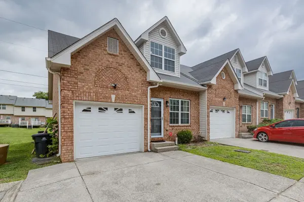 818 Spence Enclave Ln, Nashville, TN 37210