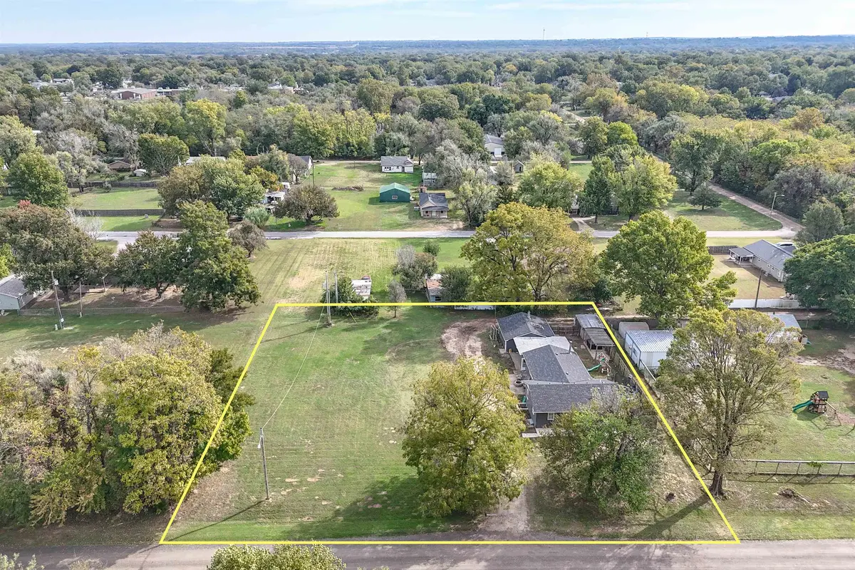 1020 N 15th, Arkansas City, KS 67005