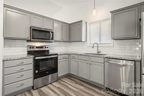 7909 Paper Birch RD, Charlotte, NC 28215