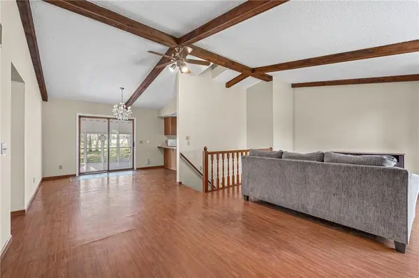 9784 Half Mound RD, Valley Falls, KS 66088