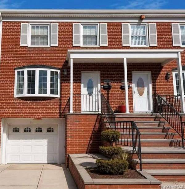 6337 douglaston Pkwy, Little Neck, NY 11362