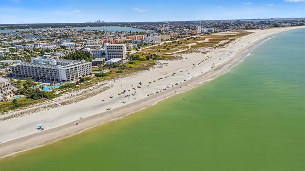 12000 GULF BLVD #403S, Treasure Island, FL 33706