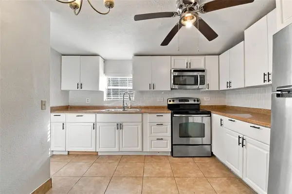 1141 SADDLEWOOD BLVD, Lakeland, FL 33809