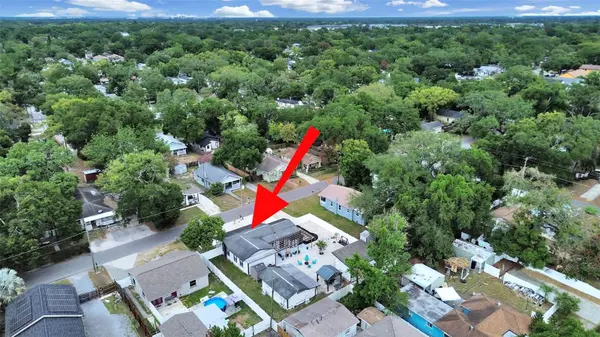 1215 E CURTIS ST, Tampa, FL 33603