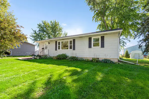 500 13th AVE SE, Waseca, MN 56093