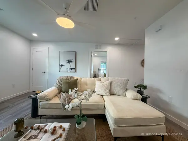 210 SE 21ST TER #4, Gainesville, FL 32641