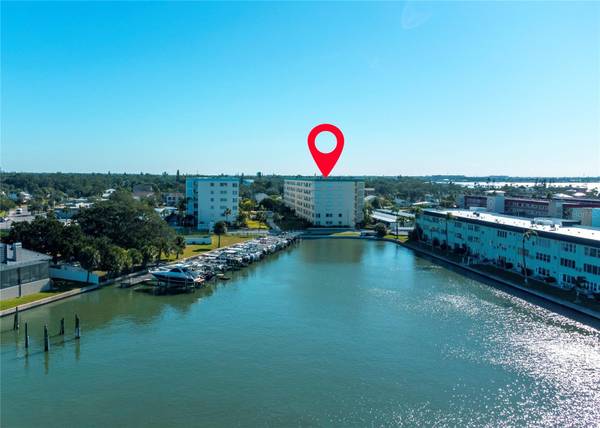 2960 59TH ST S #215, Gulfport, FL 33707