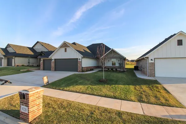 9320 SW 38th ST, Oklahoma City, OK 73179