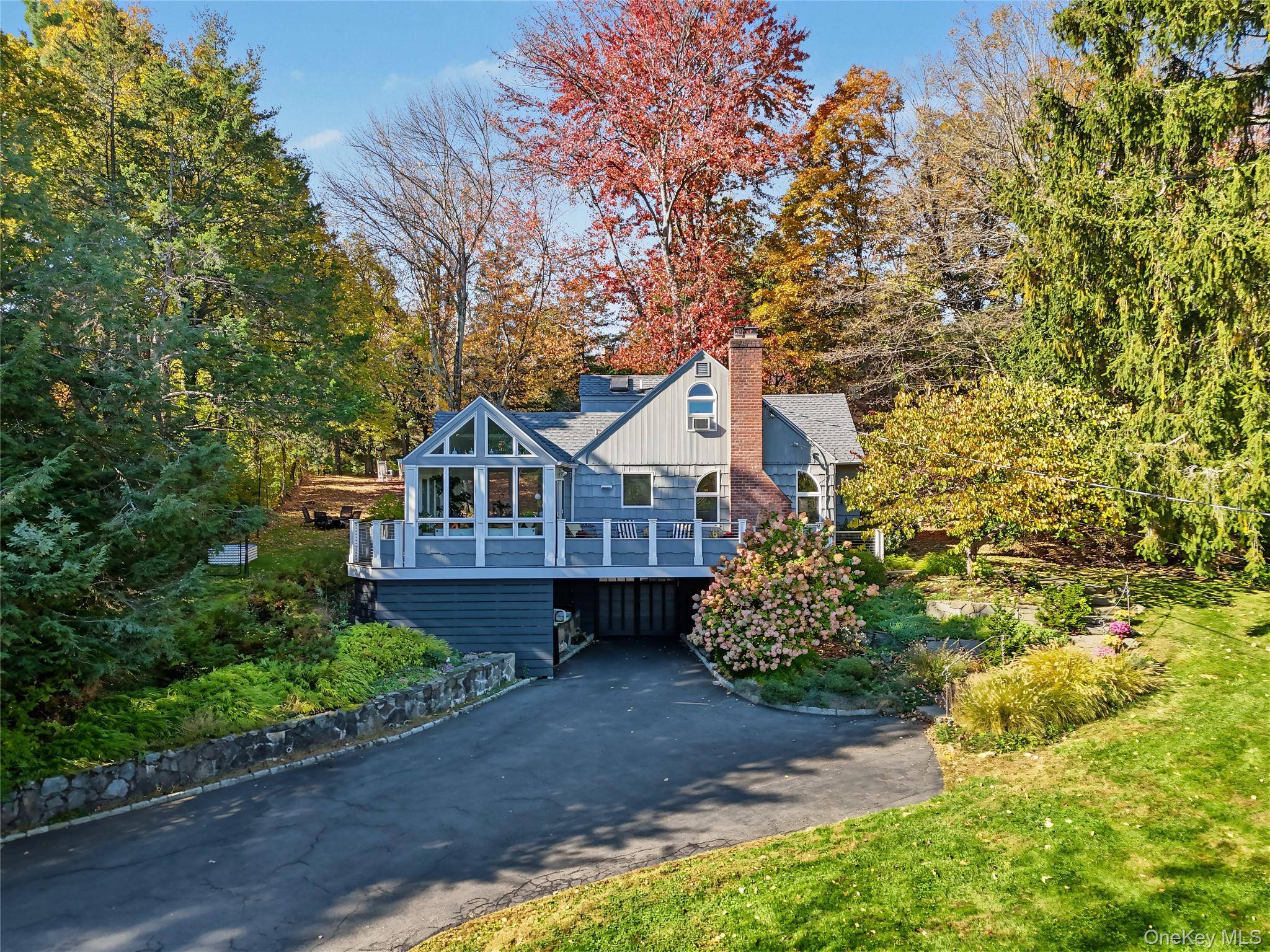 21 Lakeview AVE, Cortlandt Manor, NY 10567