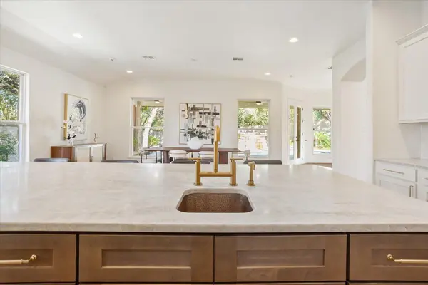 5612 Bonnell Vista ST, Austin, TX 78731