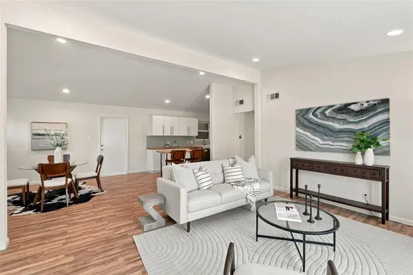 2107 Benwick CIR, Austin, TX 78723