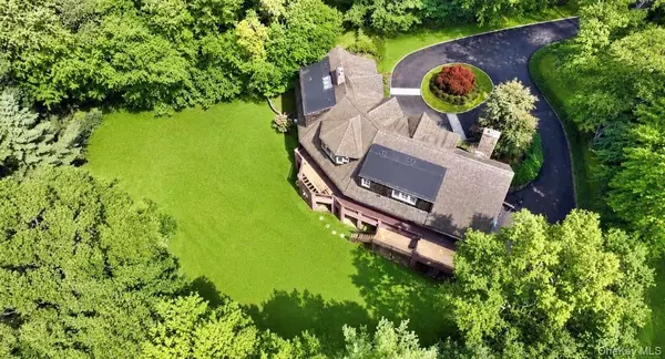 8 Ironwood LN, Rye, NY 10580