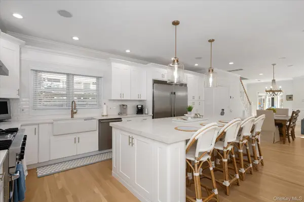55 Cedarhurst AVE, Point Lookout, NY 11569