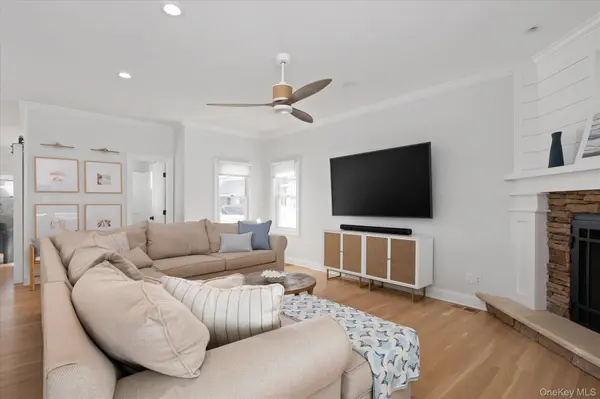 55 Cedarhurst AVE, Point Lookout, NY 11569