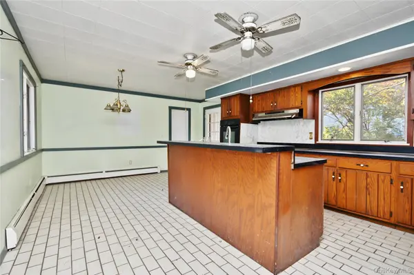 224 Longfellow DR, Carmel, NY 10512