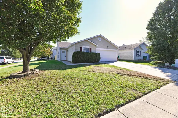 13077 N Becks Grove DR, Camby, IN 46113
