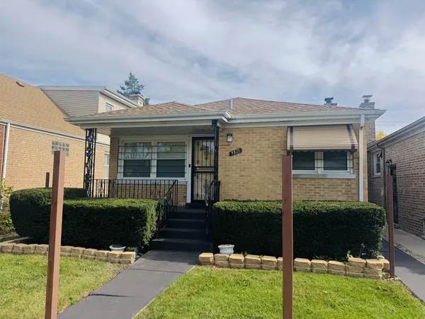 5821 N California AVE, Chicago, IL 60659