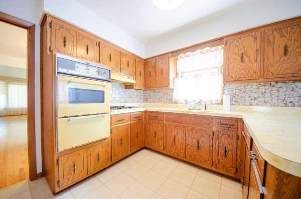 3836 N Oconto AVE, Chicago, IL 60634
