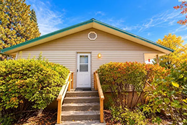 202 Weber Road, Pullman, WA 99163