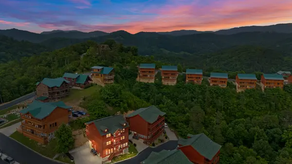 2513 Laurel Point Way, Sevierville, TN 37862
