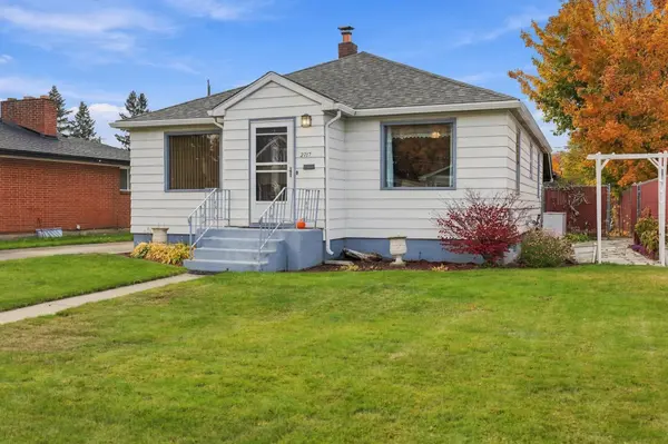 2717 N Lee St, Spokane, WA 99207