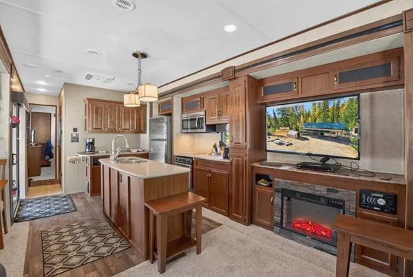2759 20 Hwy, Colville, WA 99114