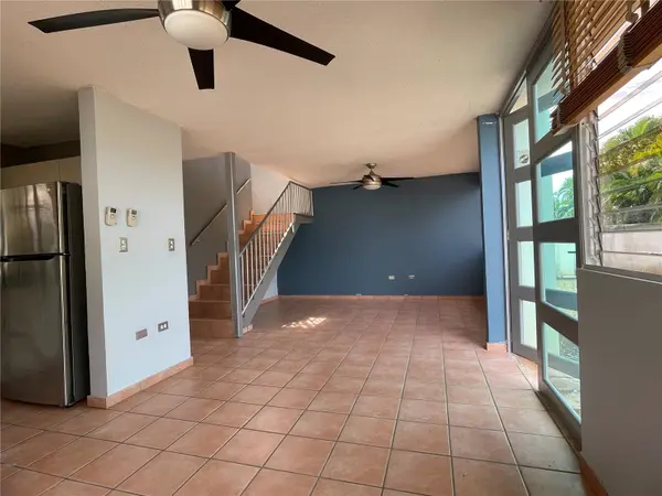 24 JADE, Dorado, PR 00646