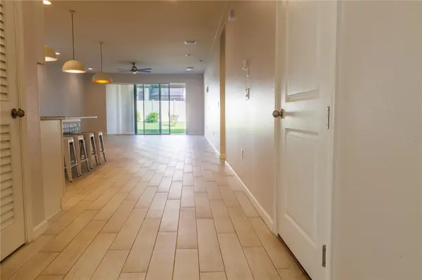 1011 BETTER DAYS PL, Valrico, FL 33594
