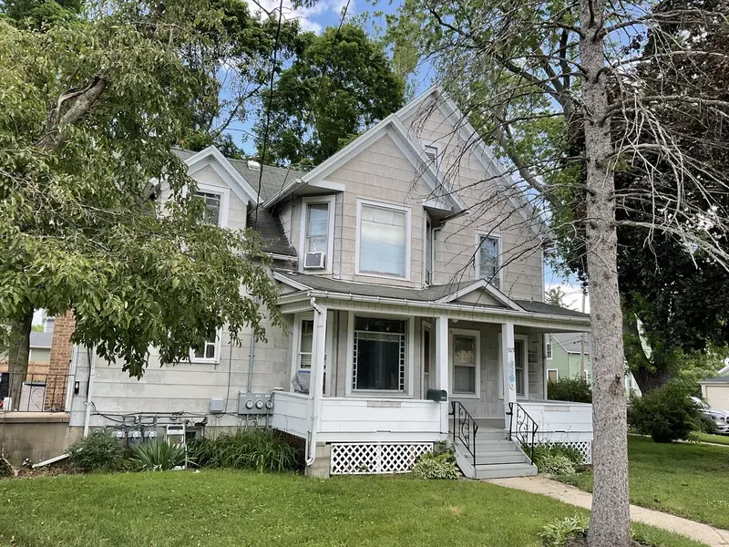 105 N Jefferson ST #1, Batavia, IL 60510