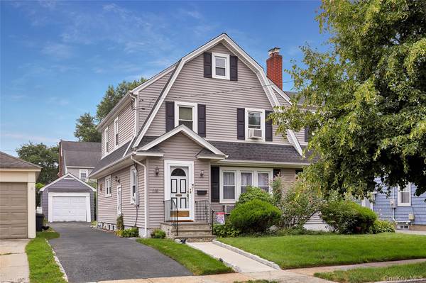 116 Oak ST, Floral Park, NY 11001