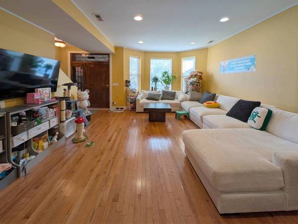 4334 S Fairfield AVE, Chicago, IL 60632