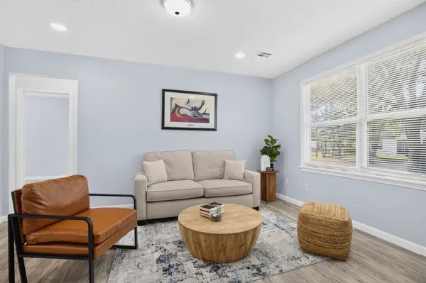 1746 N Chautauqua, Wichita, KS 67214