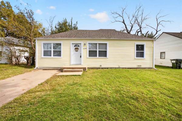 1746 N Chautauqua, Wichita, KS 67214