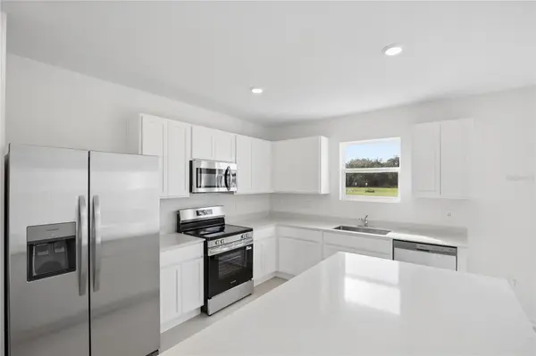 5252 WORCHESTER DR, Kissimmee, FL 34746