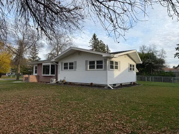 117 Wayside LN, International Falls, MN 56649