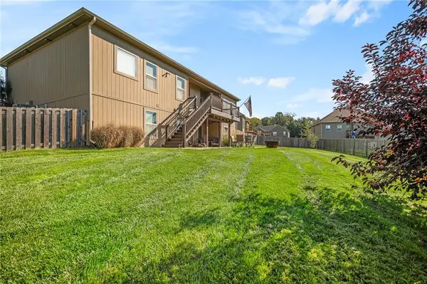 3215 NE 79th ST, Kansas City, MO 64119